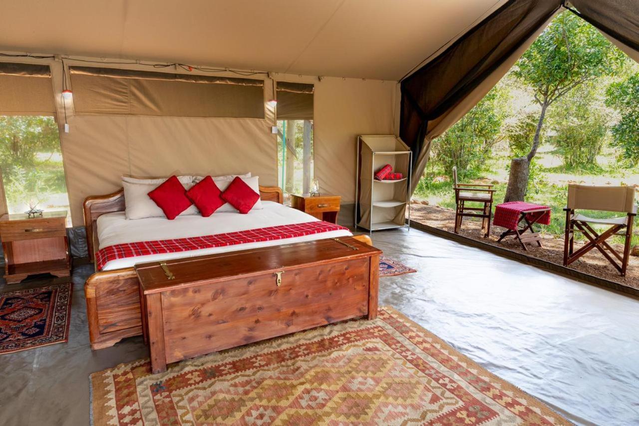 マサイマラ国立保護区 Hammerkop Migration Camp Bed & Breakfast エクステリア 写真