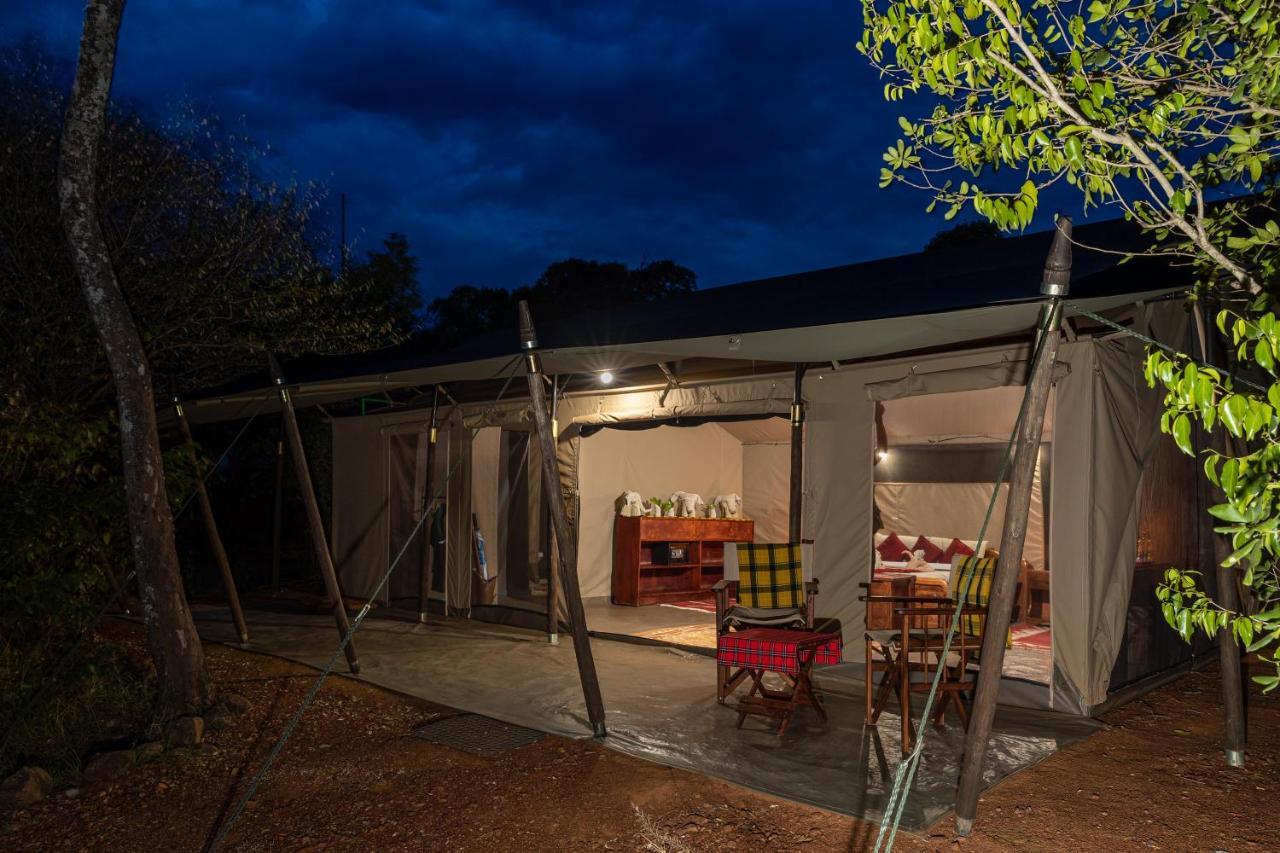 マサイマラ国立保護区 Hammerkop Migration Camp Bed & Breakfast エクステリア 写真